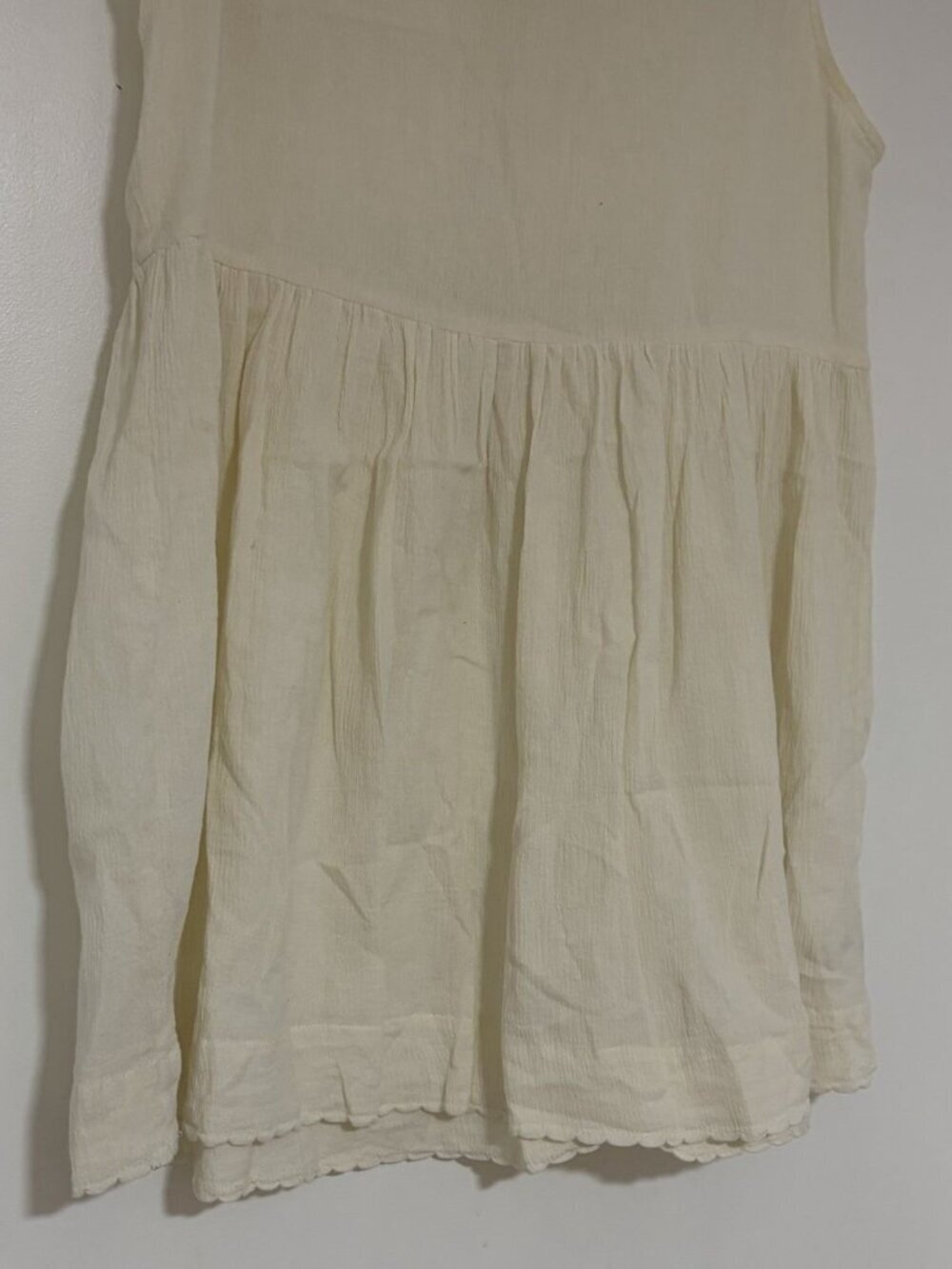 The Great. Women’s Ivory Flowy Gauzy Sleeveless Babydoll Blouse Tunic Size 0 - Picture 2 of 9